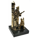 Статуэтка «На страже»