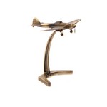 Советский штурмовик Ил-2 на подставке, масштабная модель 1:144